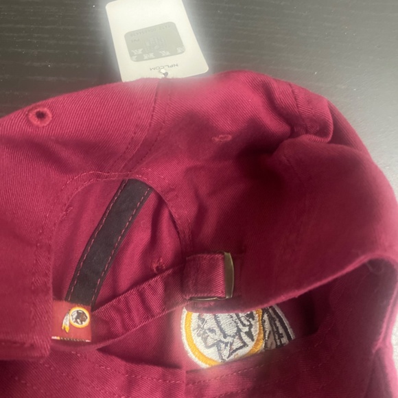 Washington Redskin Official NFL cap - Picture 3 of 3